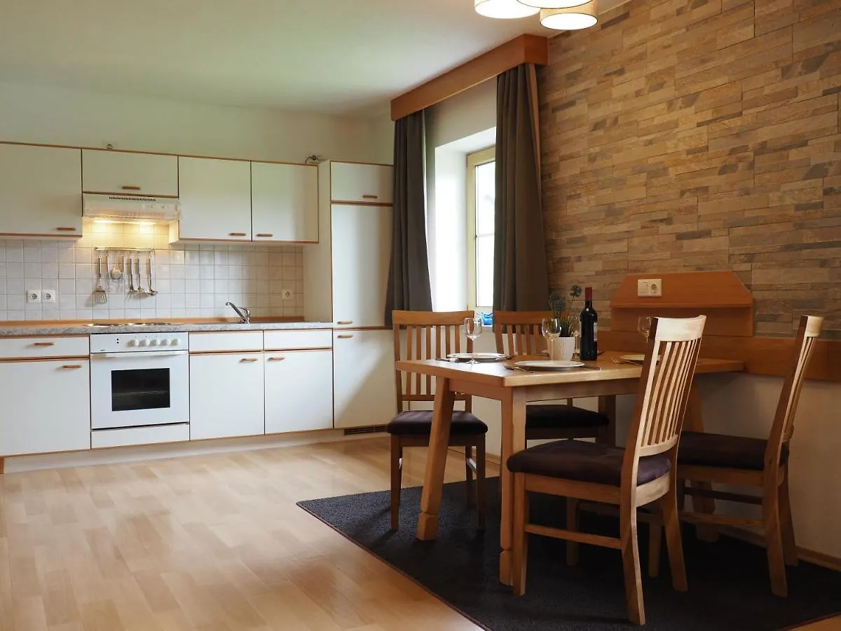 Appartmenthaus Moos Baeu Lam 0*,